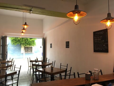 Mr. Calupoh - Restaurante image 1
