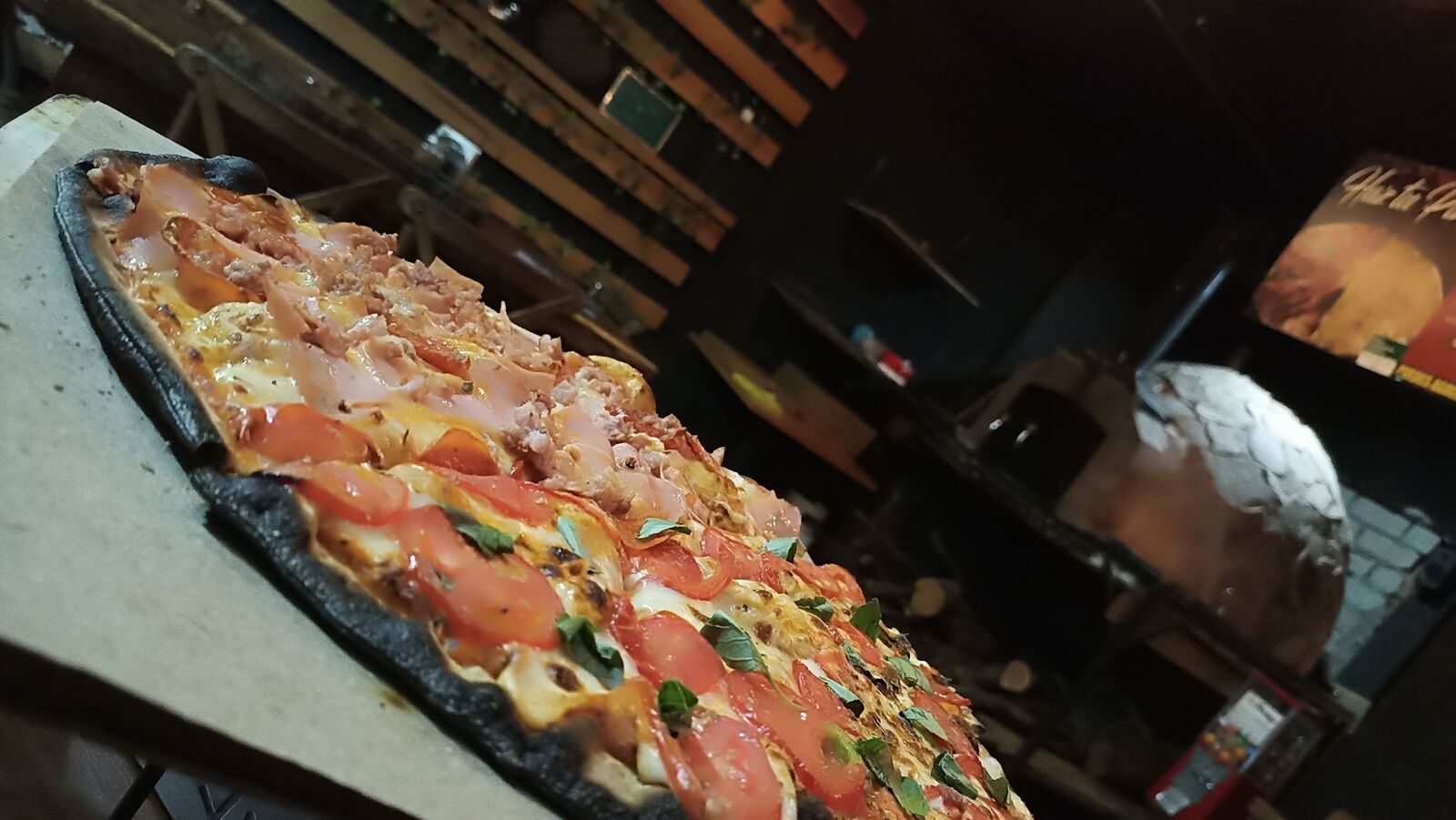 INN AMORE pizzas a la leña image 4