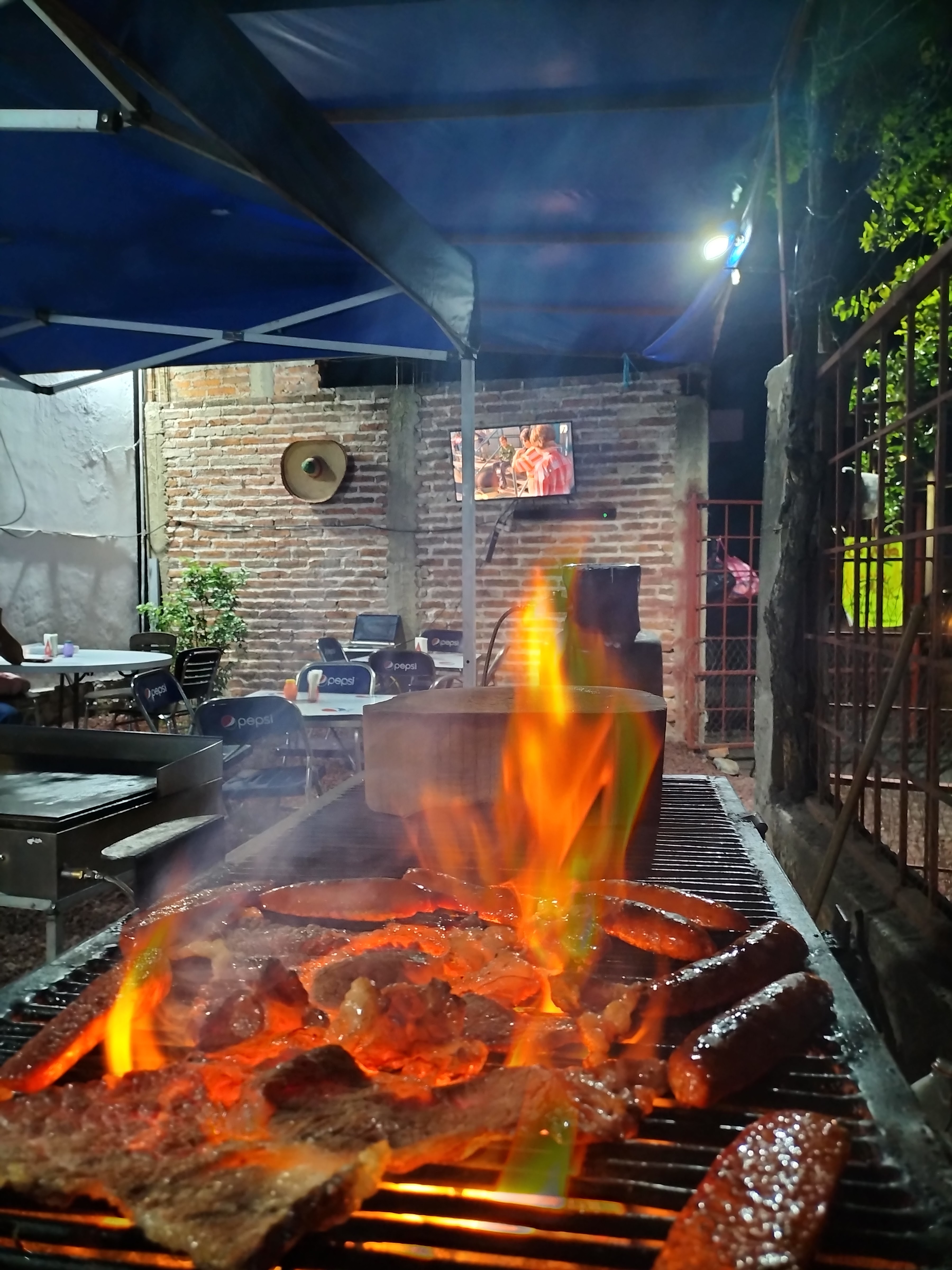 Tacos de Asada EL PAISO image 3