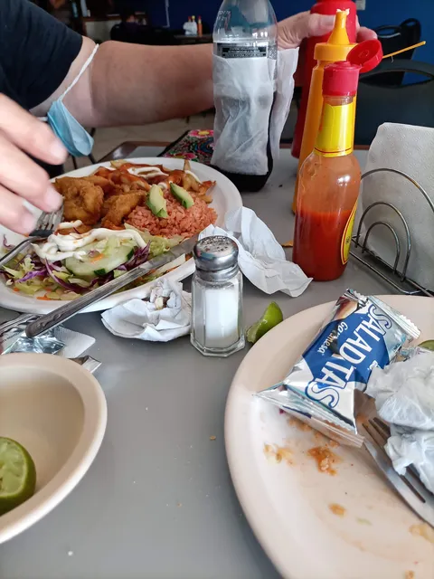 Mariscos El Faro Wero JS image 8