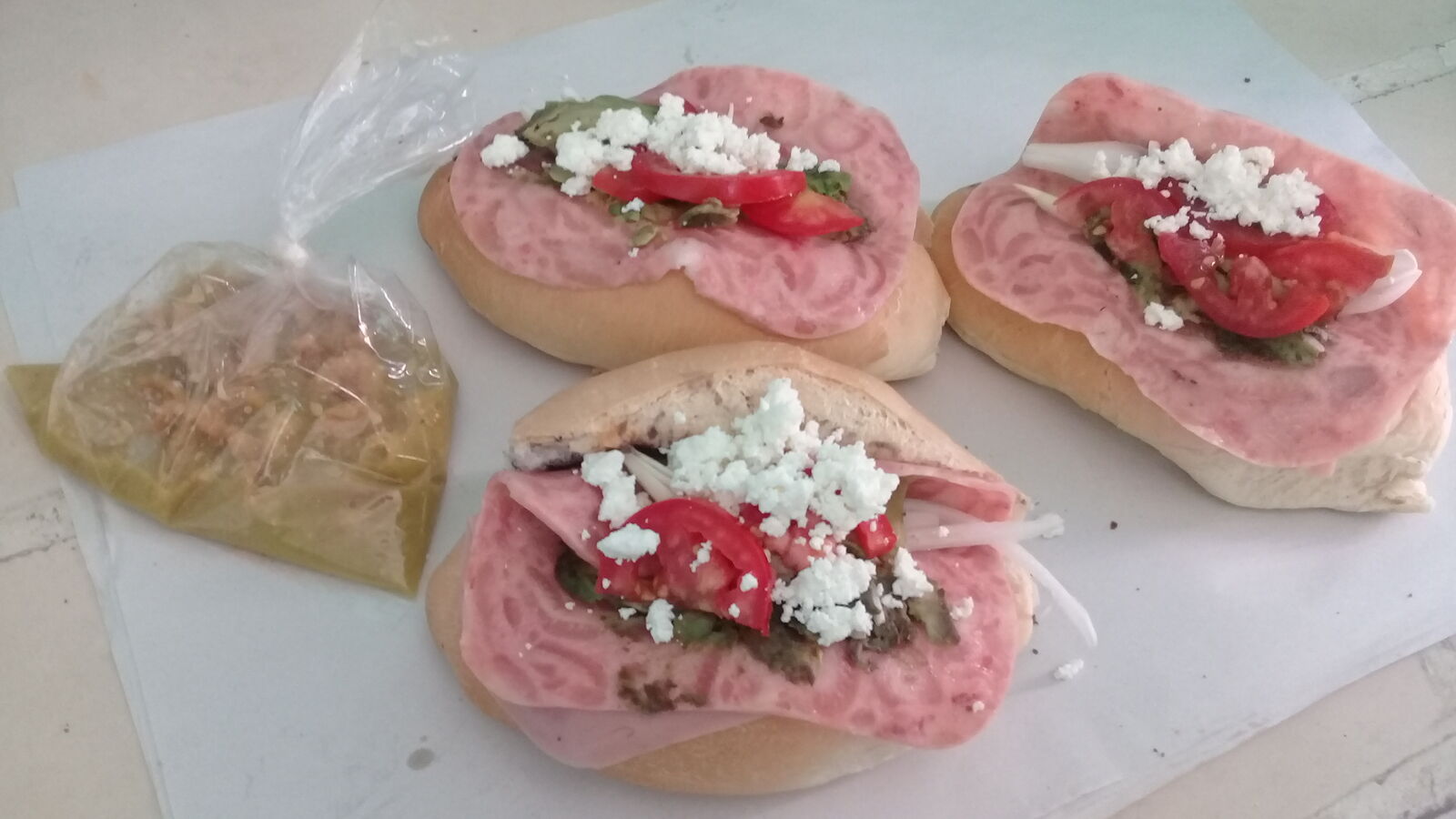 Tortas De La Barda Estilo Tampico image 1