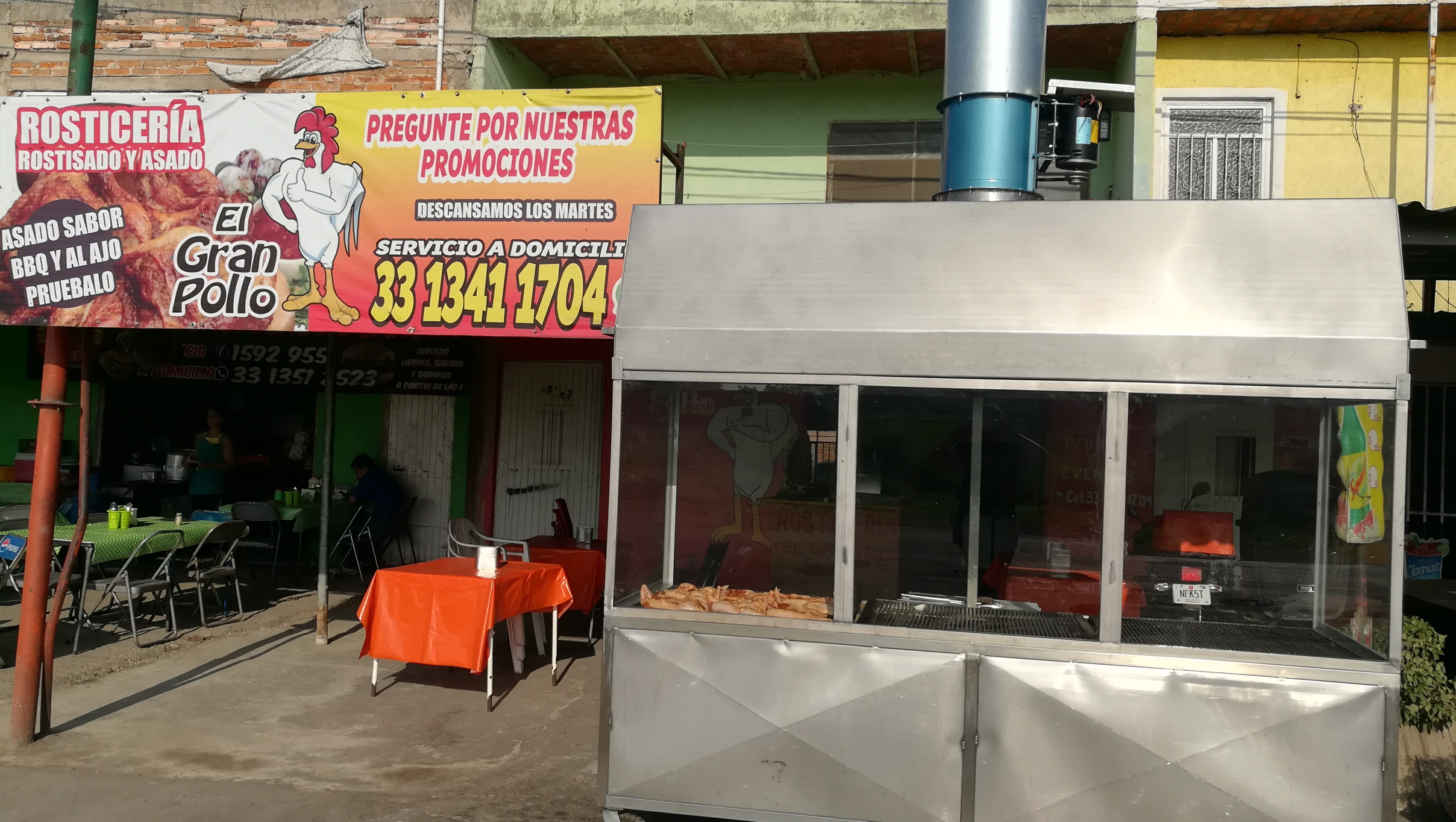 Rosticeria El Gran Pollo image 1