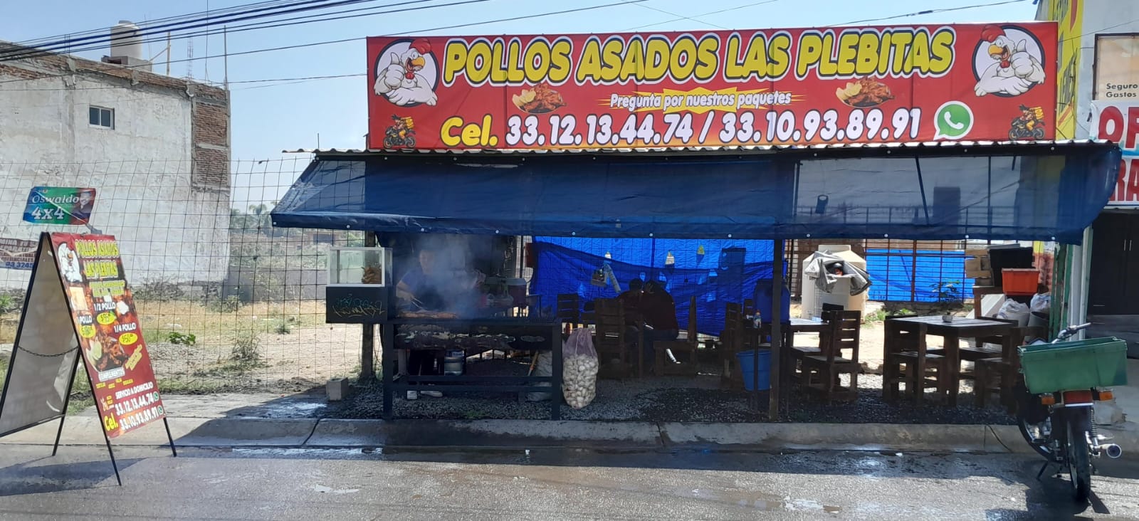 Pollos asados las plebitas image 1