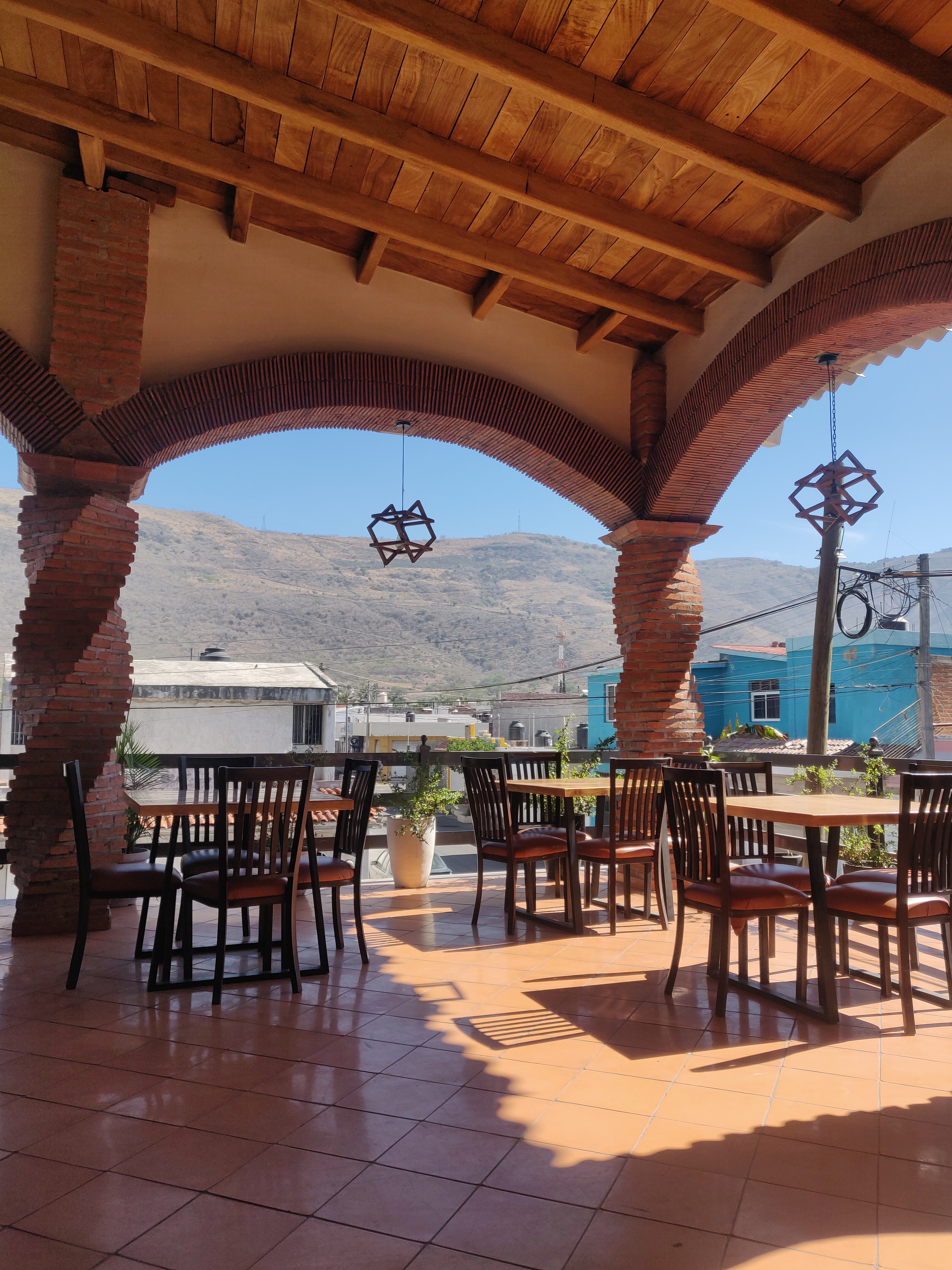 Mi Restaurant Varela image 3