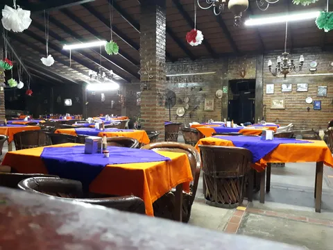 Mariscos Charlie’s image 1