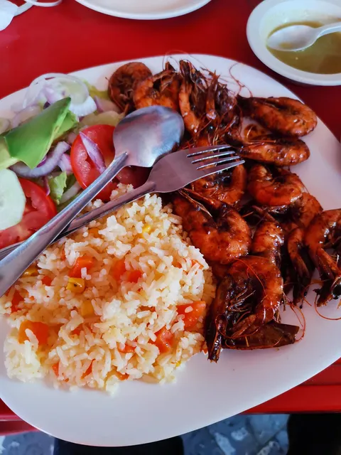 Mariscos Las cazuelitas el kinon image 2