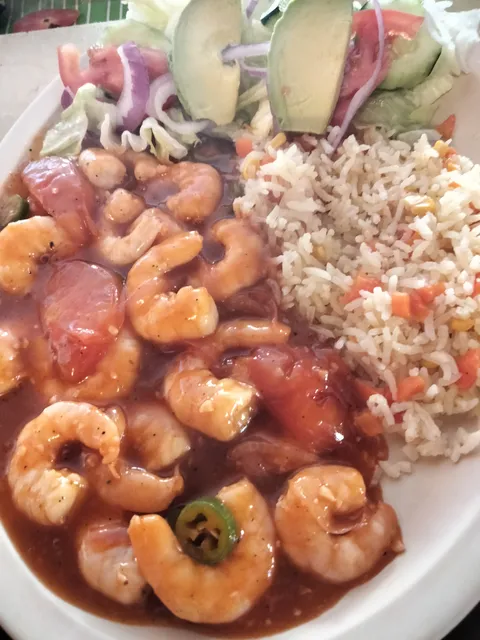 Mariscos Las cazuelitas el kinon image 5