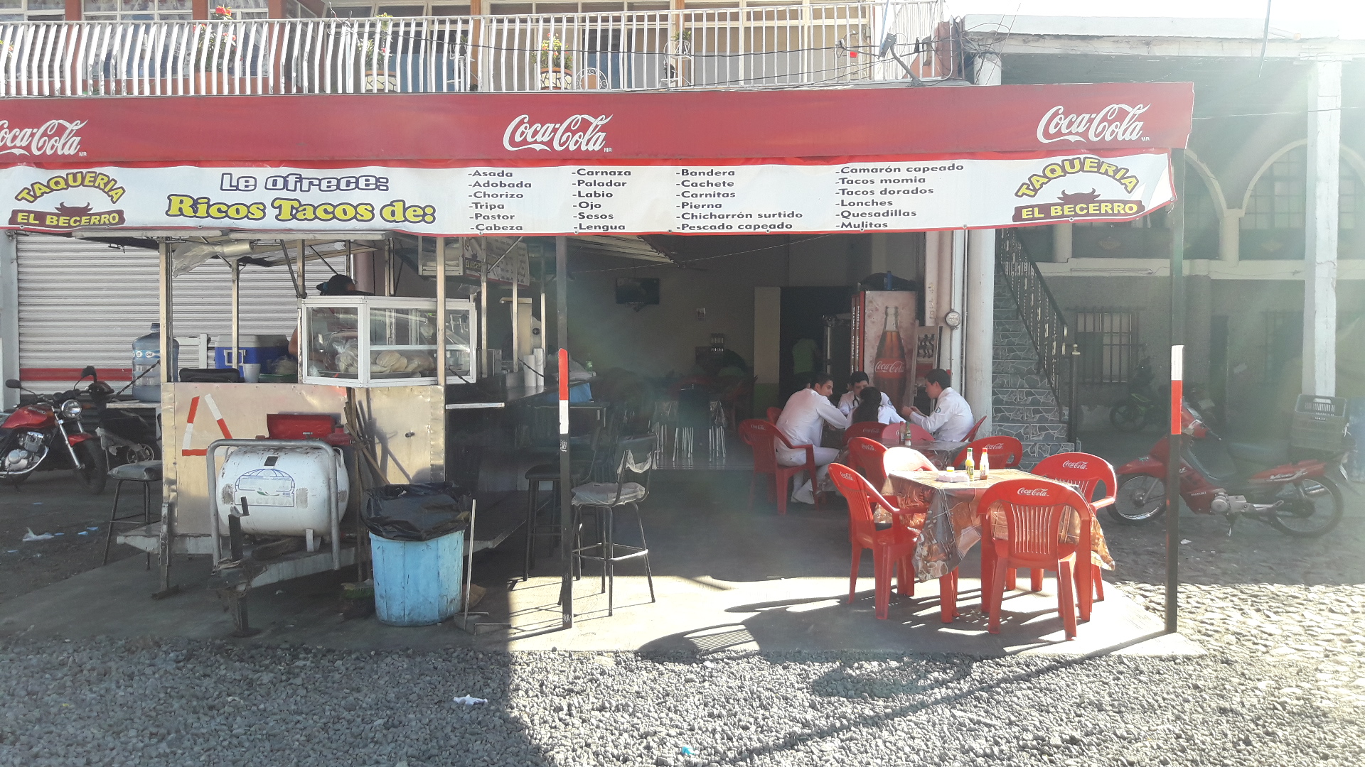 Taquería El becerro image 6