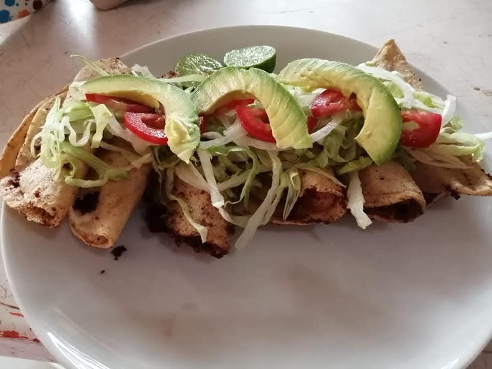 mariscos la palma image 3