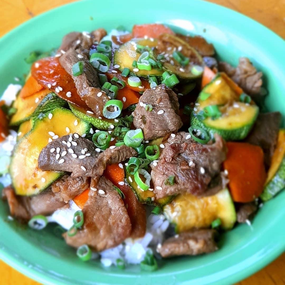 Valle Roll Sushi & Teriyaki image 5