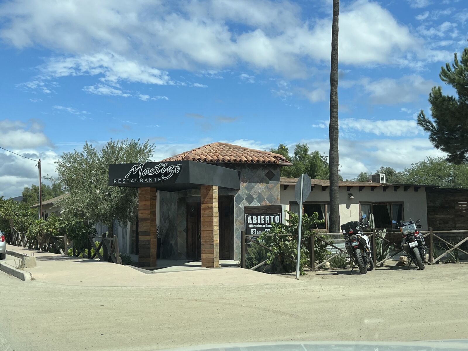 Mestizo image 6