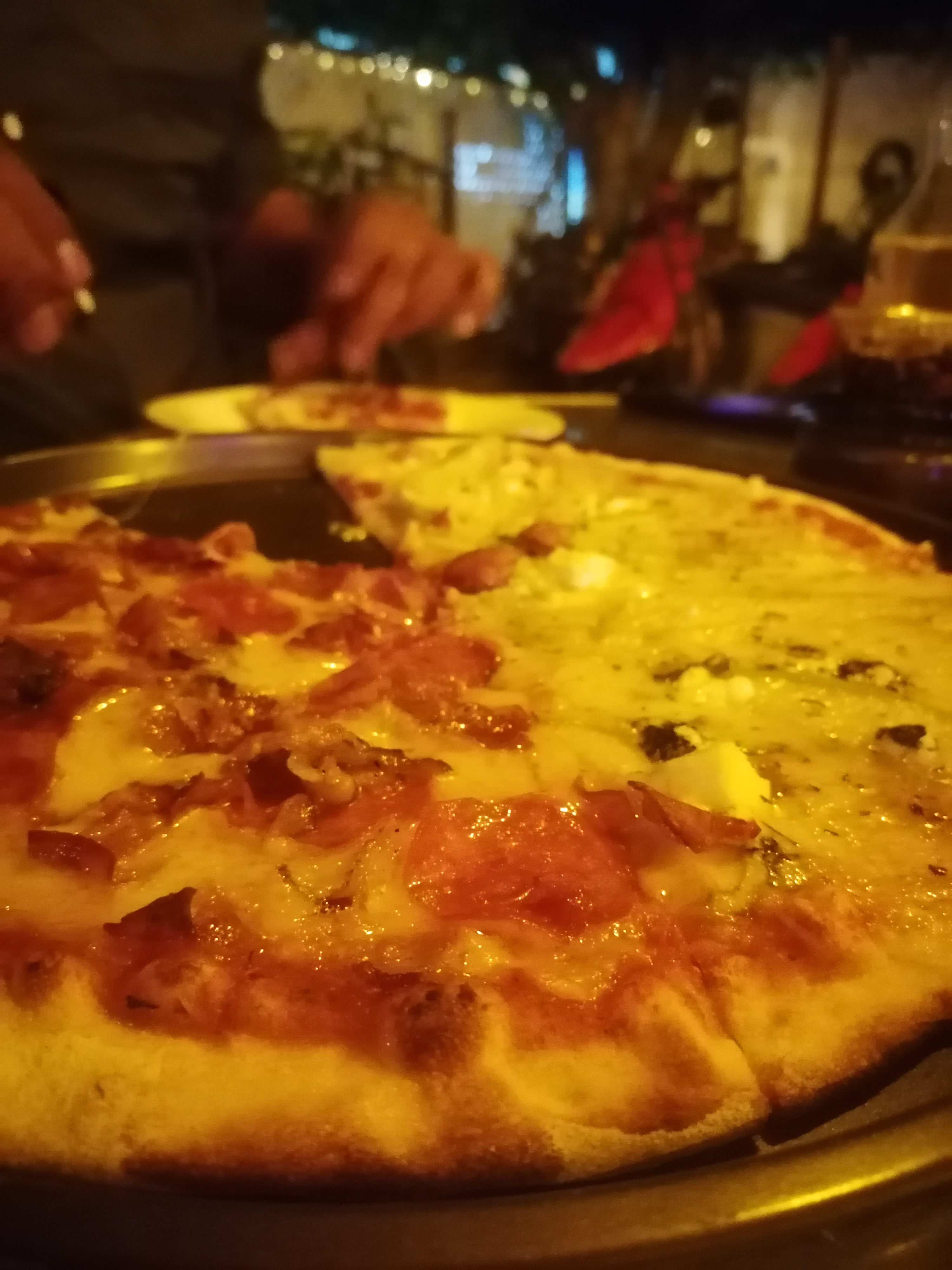 Pizza Artesanal a la Leña image 6