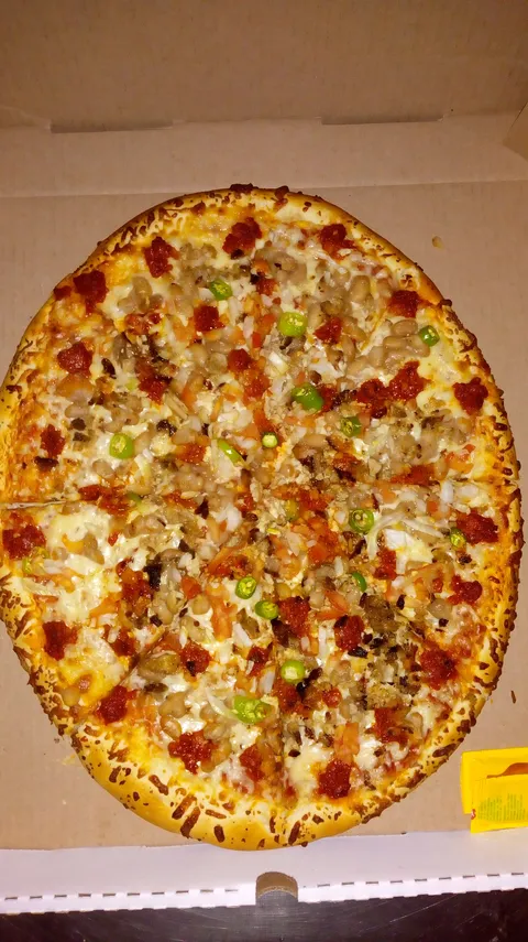Monches,Pizza image 5