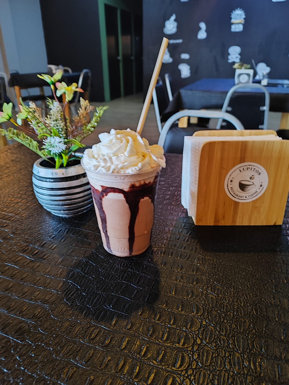 LUPITOS restaurant & coffee image 1