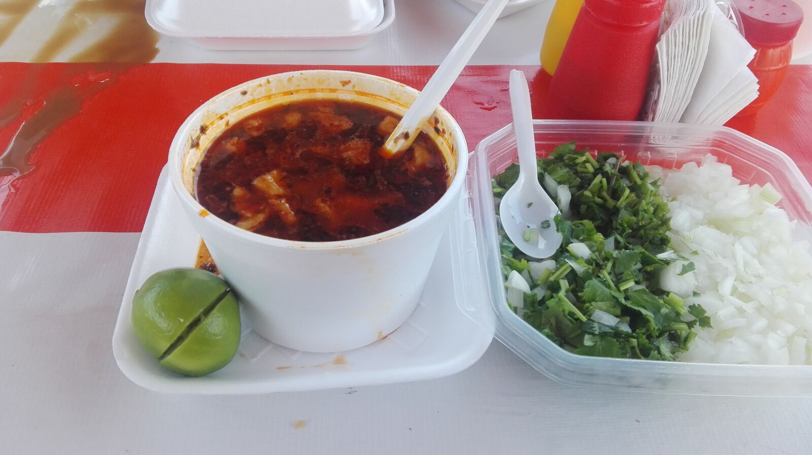 LA REYNA DE LA BARBACOA Y MENUDO image 3