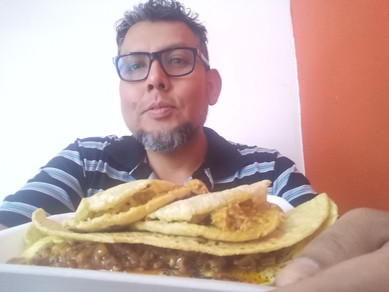 Tacos El Vecino Luis image 6