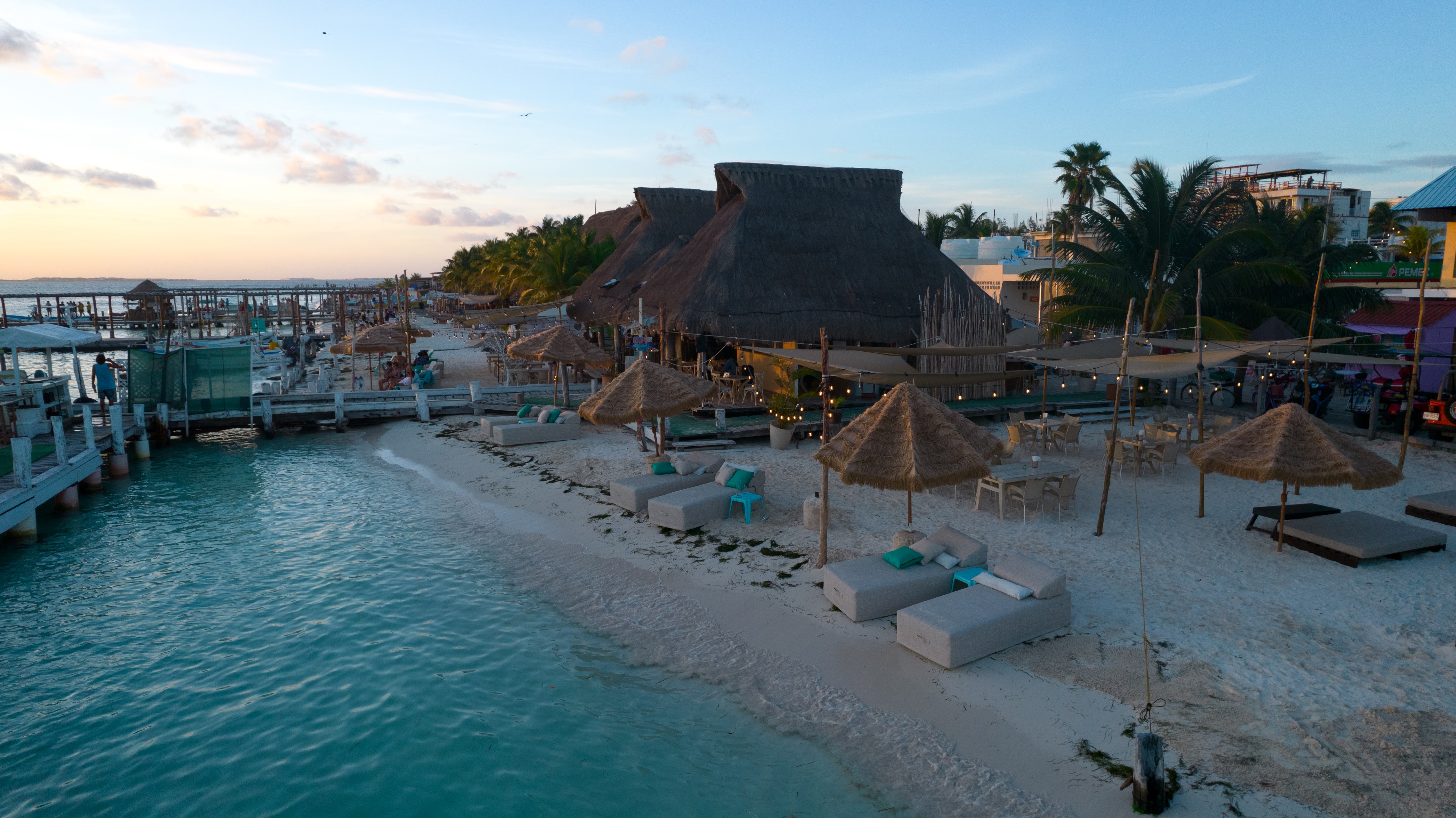 Blue Ballyhoo Restaurant & Bar image 3