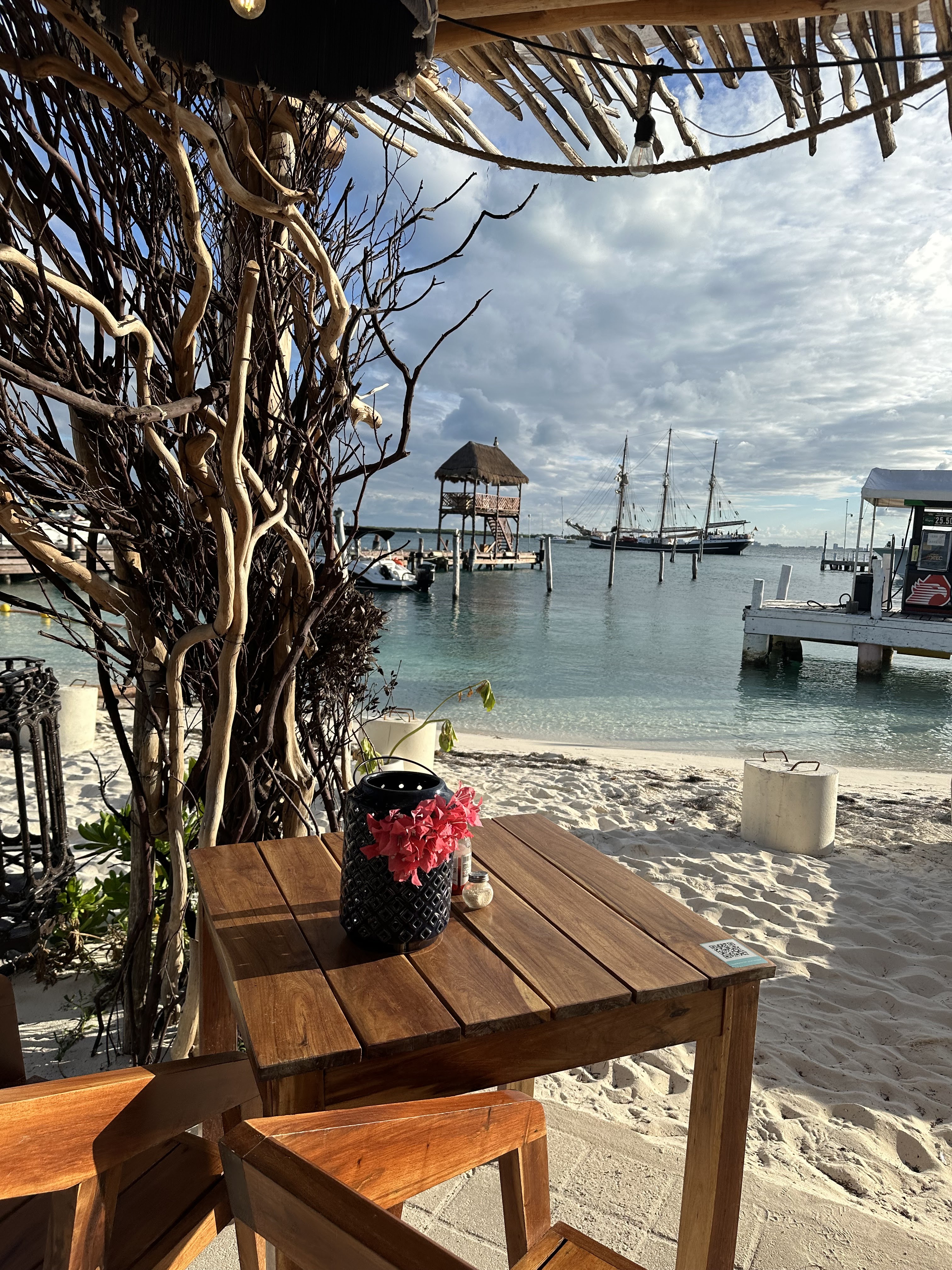 Blue Ballyhoo Restaurant & Bar image 7