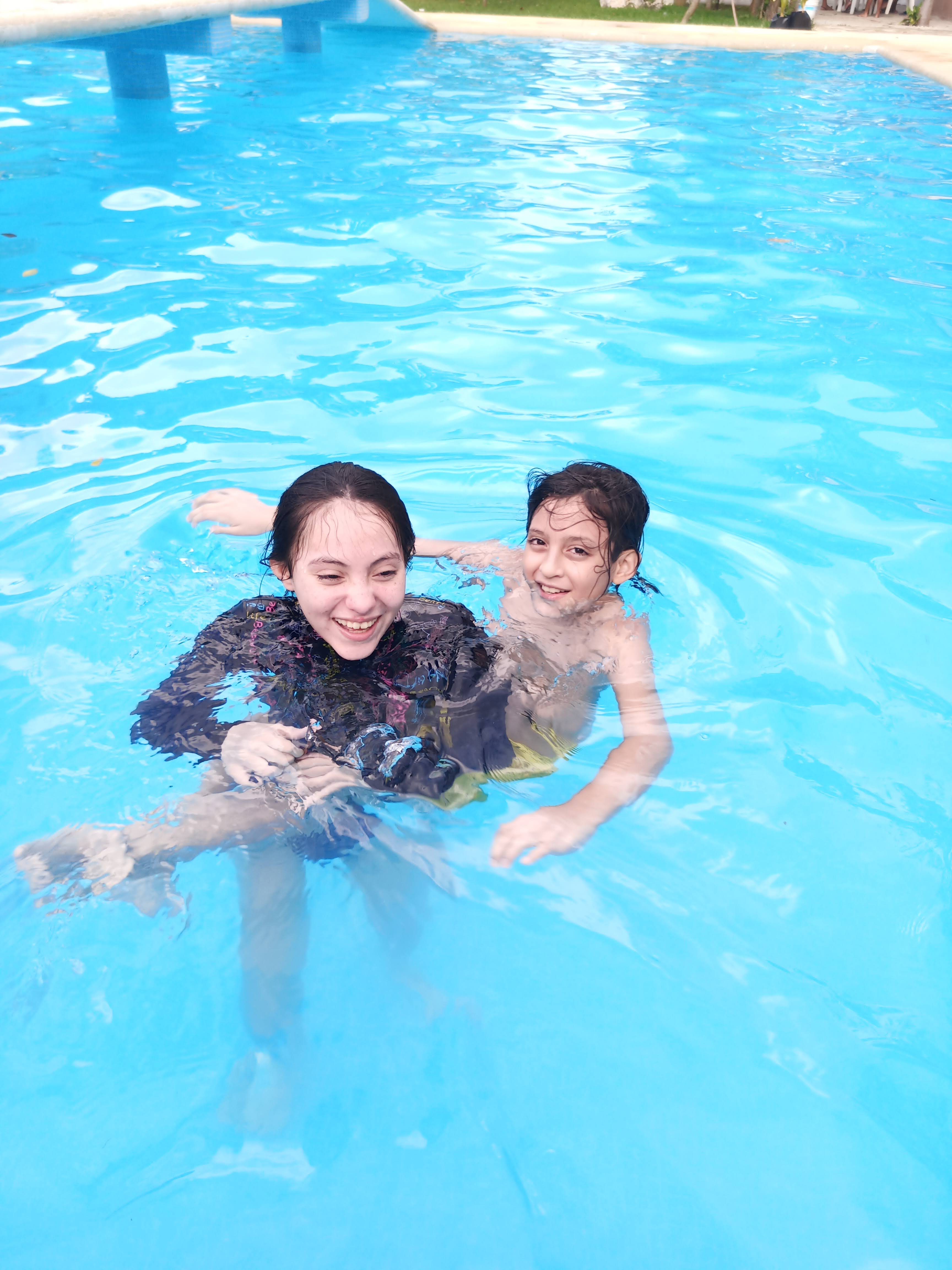 Albercas Nuñez image 3