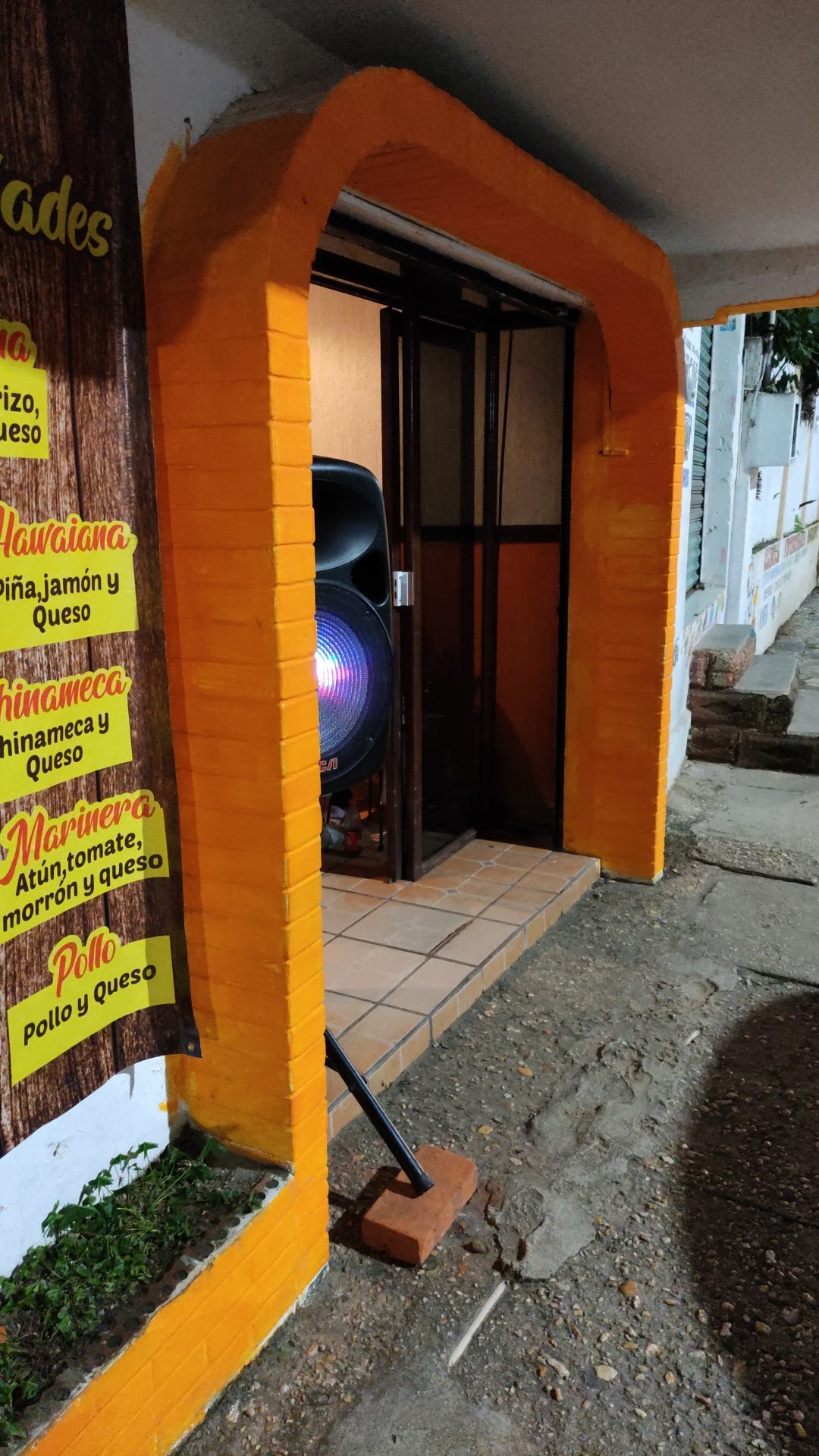 La Mexicanita (antes Bambino's) image 2