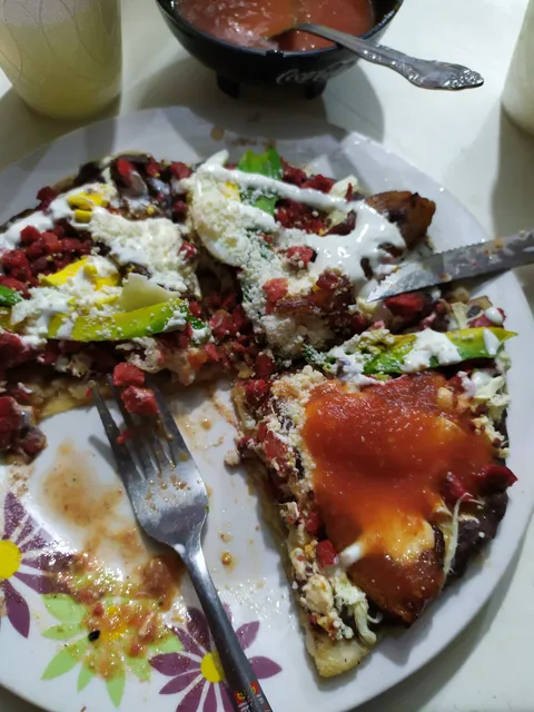 Antojitos "Mago" image 2