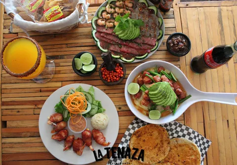La Tenaza image 5