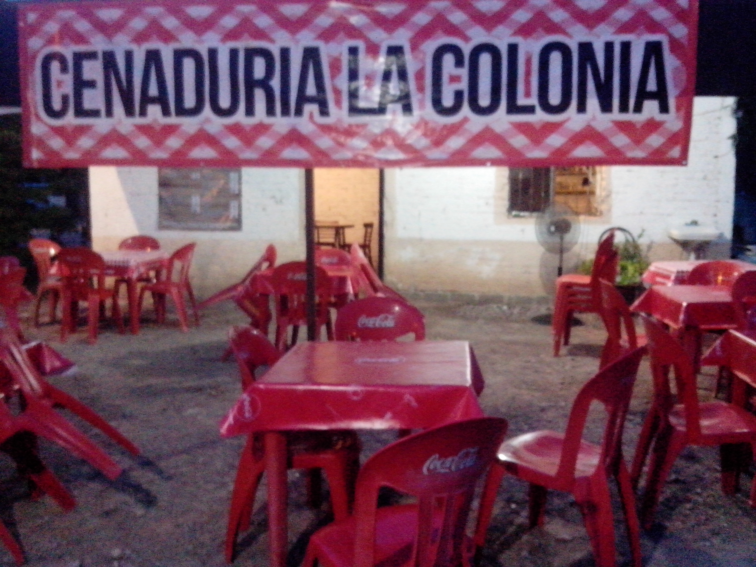 Cenaduría "La Colonia" image 8
