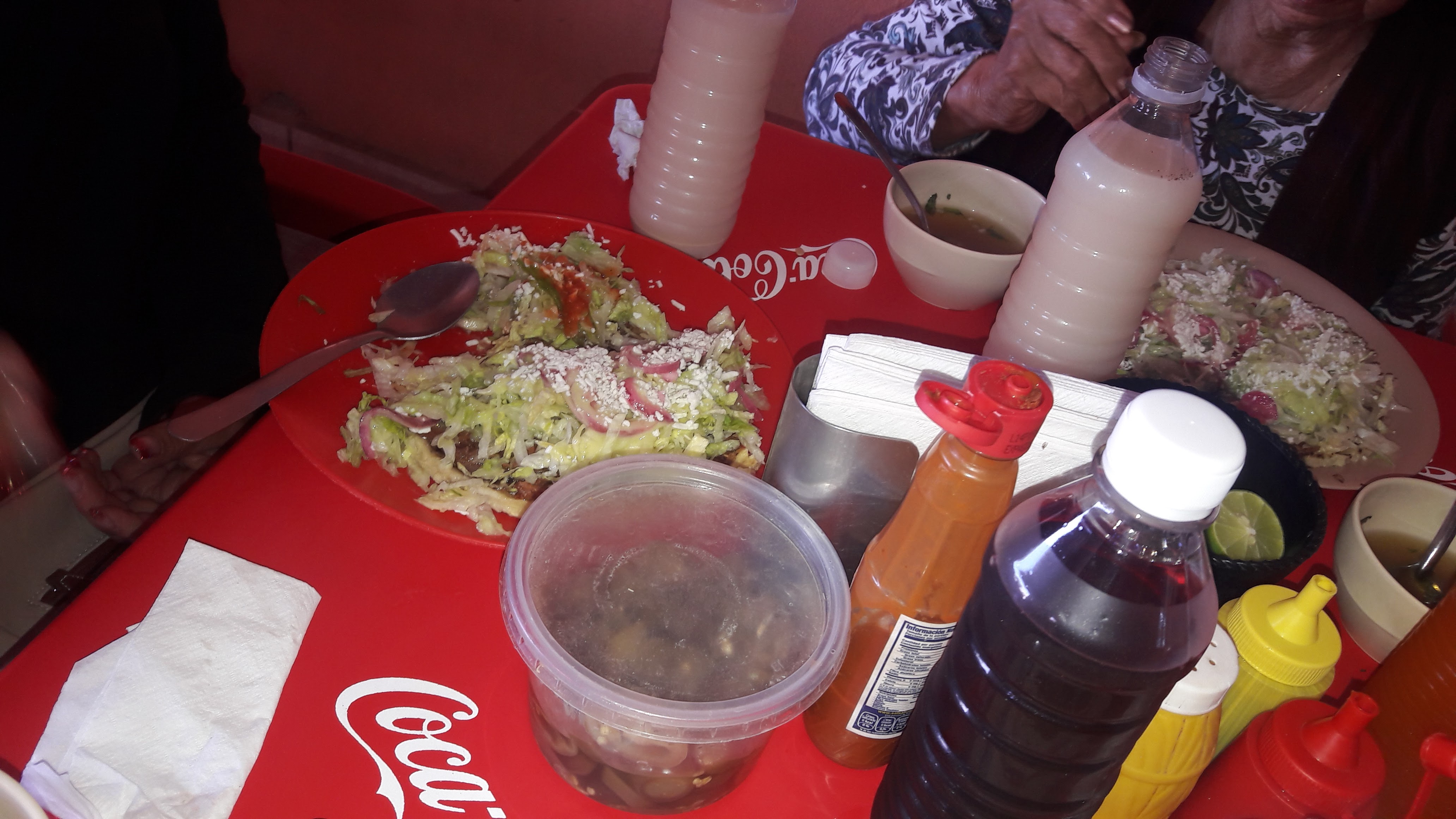 Sopes y Tacos "El Portal" image 1