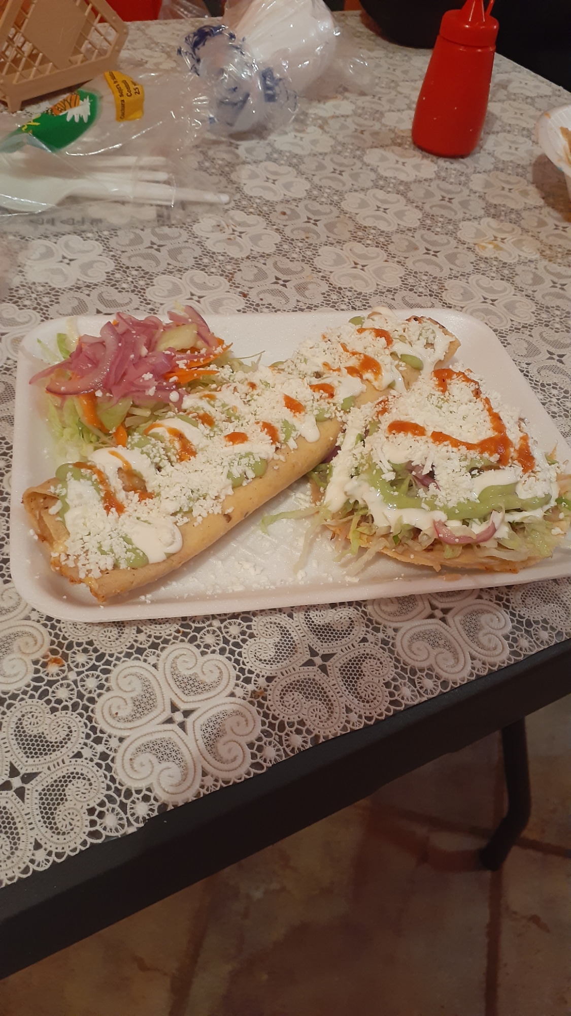 Antojitos Mexicanos "CHAYITO" image 2