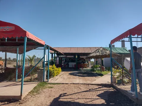 Mariscos la Revancha image 2