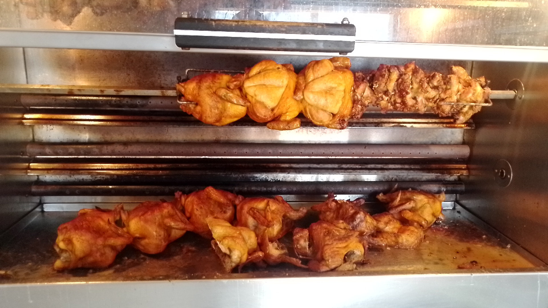 Rosticeria Y Abarrotes image 2