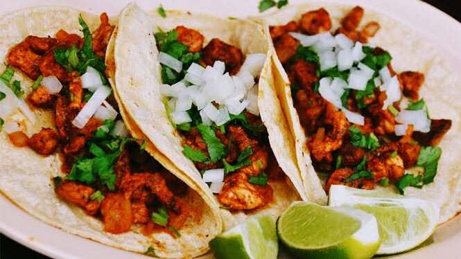 Taqueria "El Rey De Al Pastor" image 2