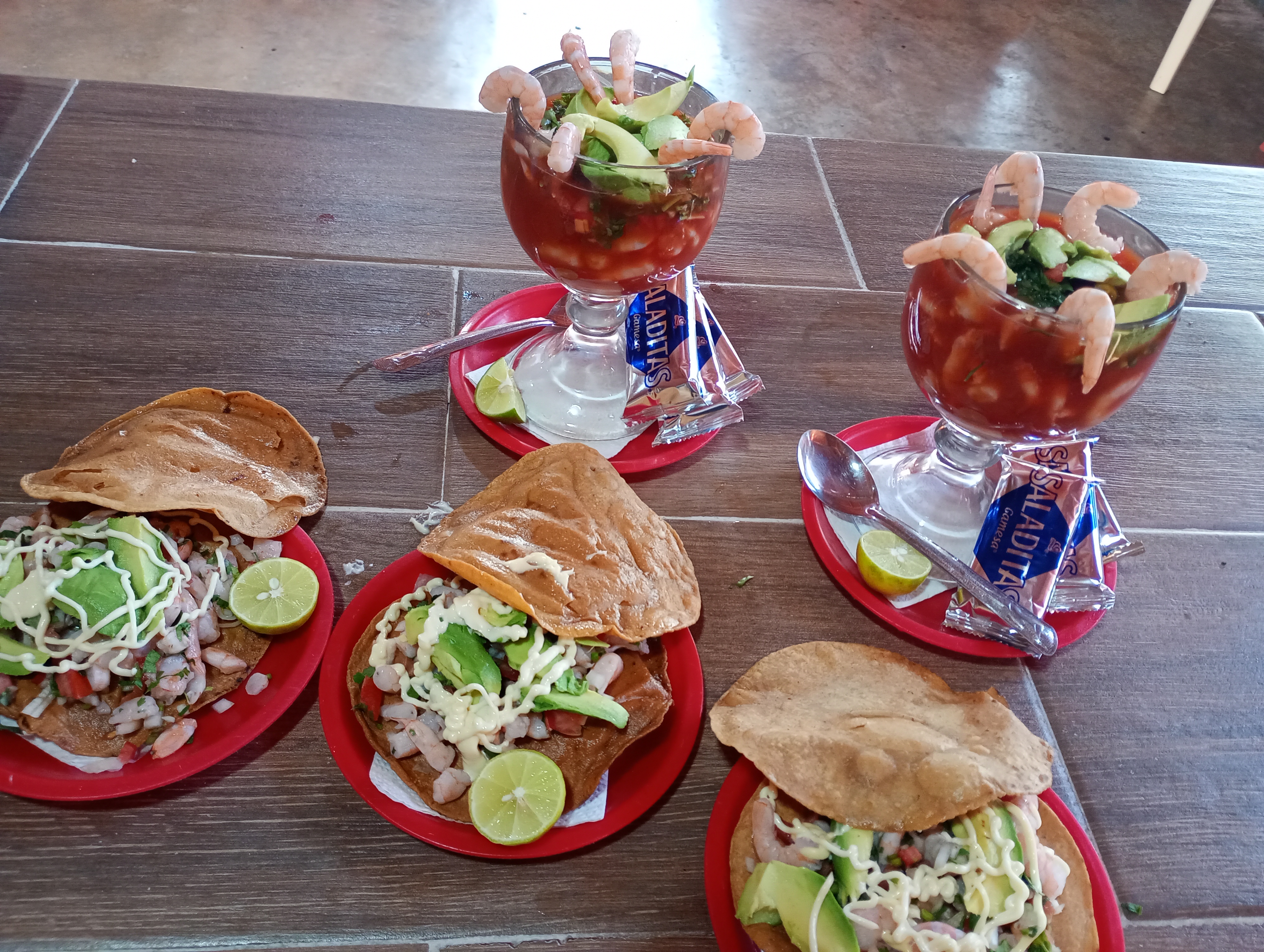 Truchas Los Primos image 10