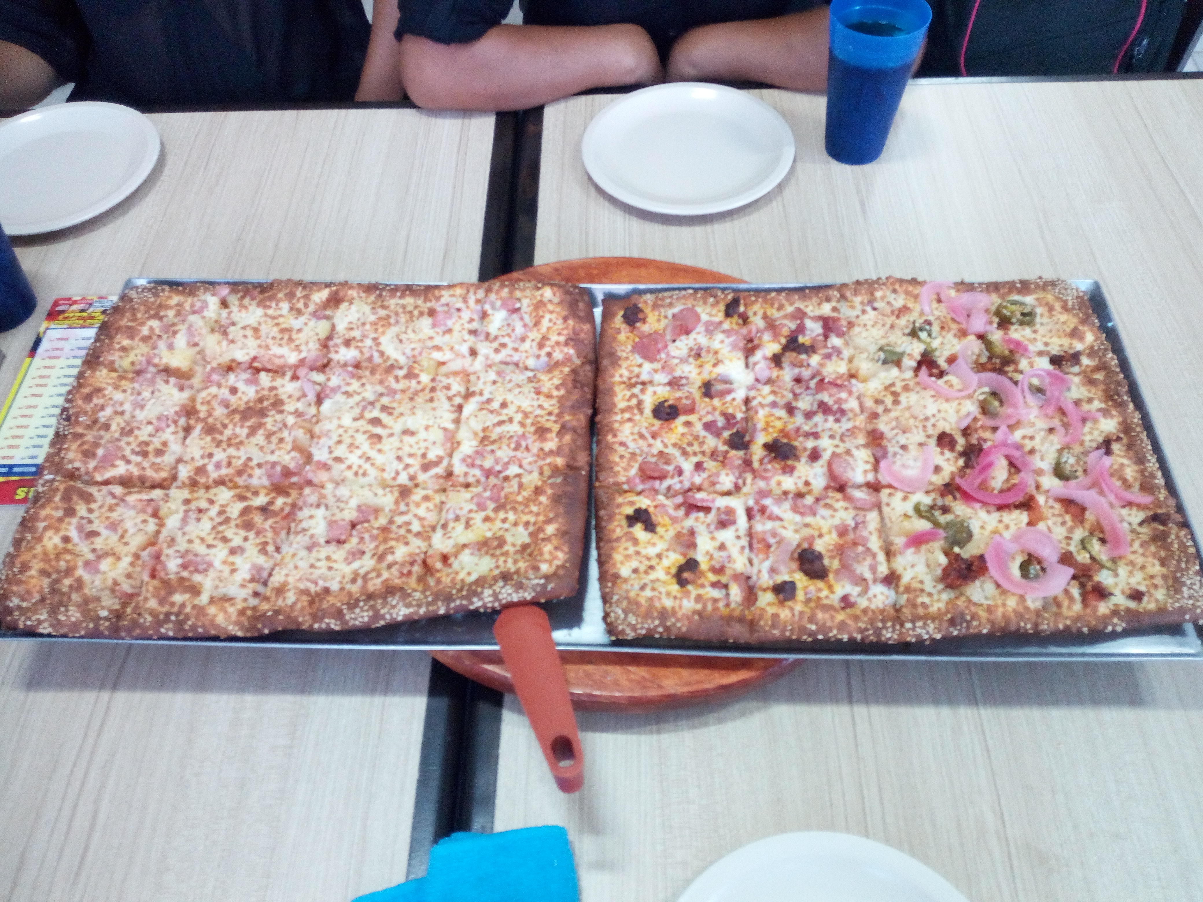 Maximo's Pizza image 3