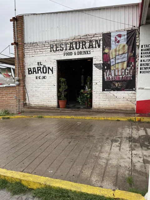 LA BARRA EL BARON ROJO image 4