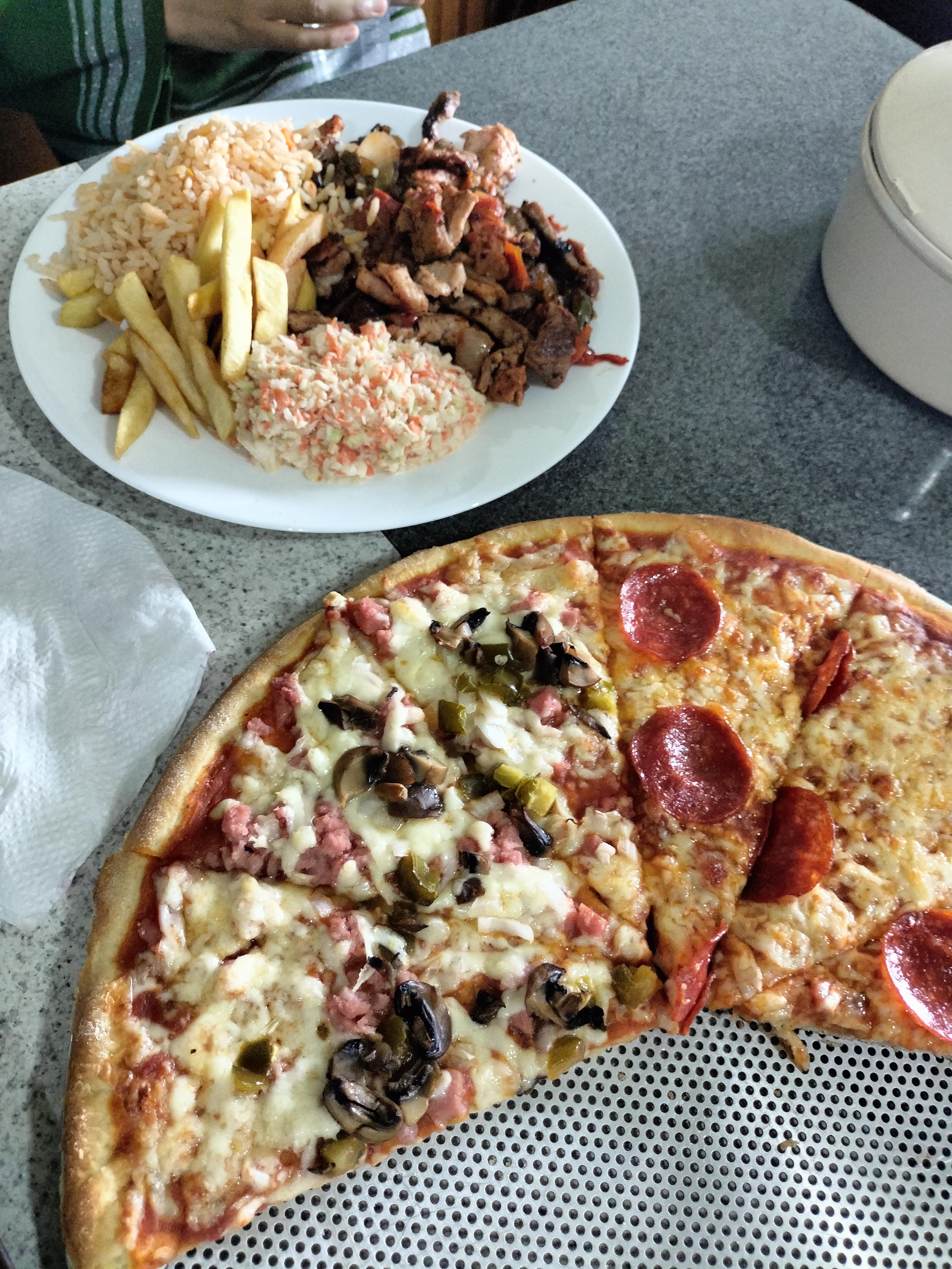 Restaurant Pizzeria Los Campos image 2