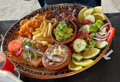 LA PALMA RESTAURANTE CAMPESTRE image 2