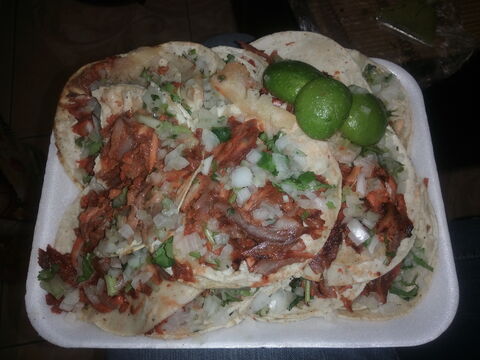 Tacos al pastor La Cabaña image 7