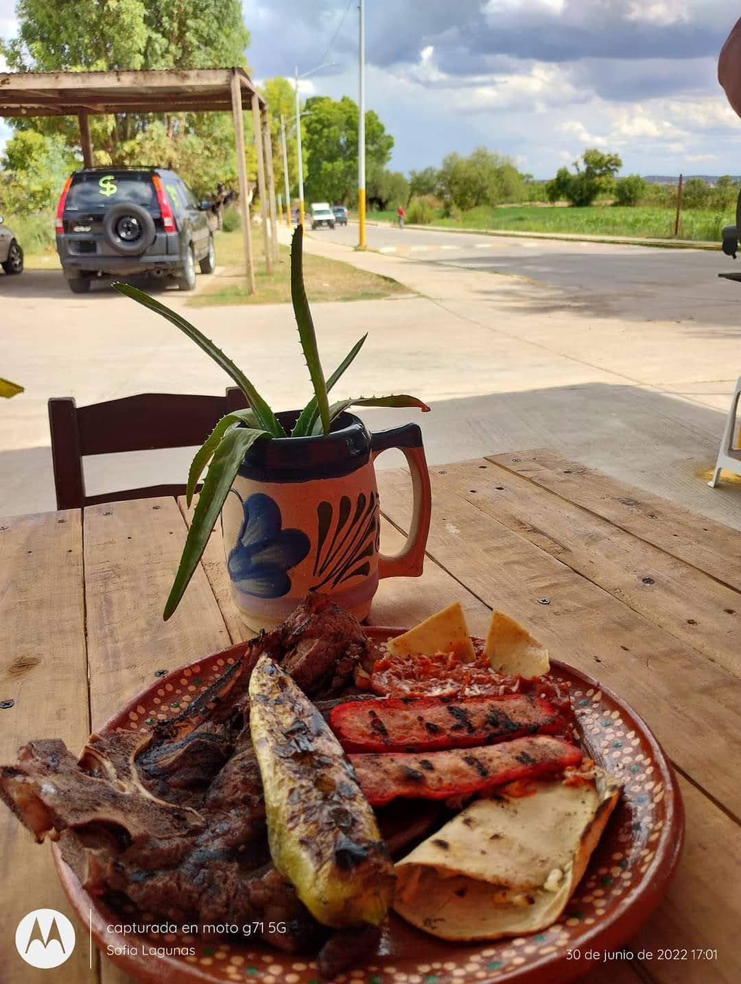 A la Antigüita Mexican Food image 1