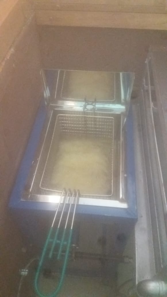 Pikis burguer image 7