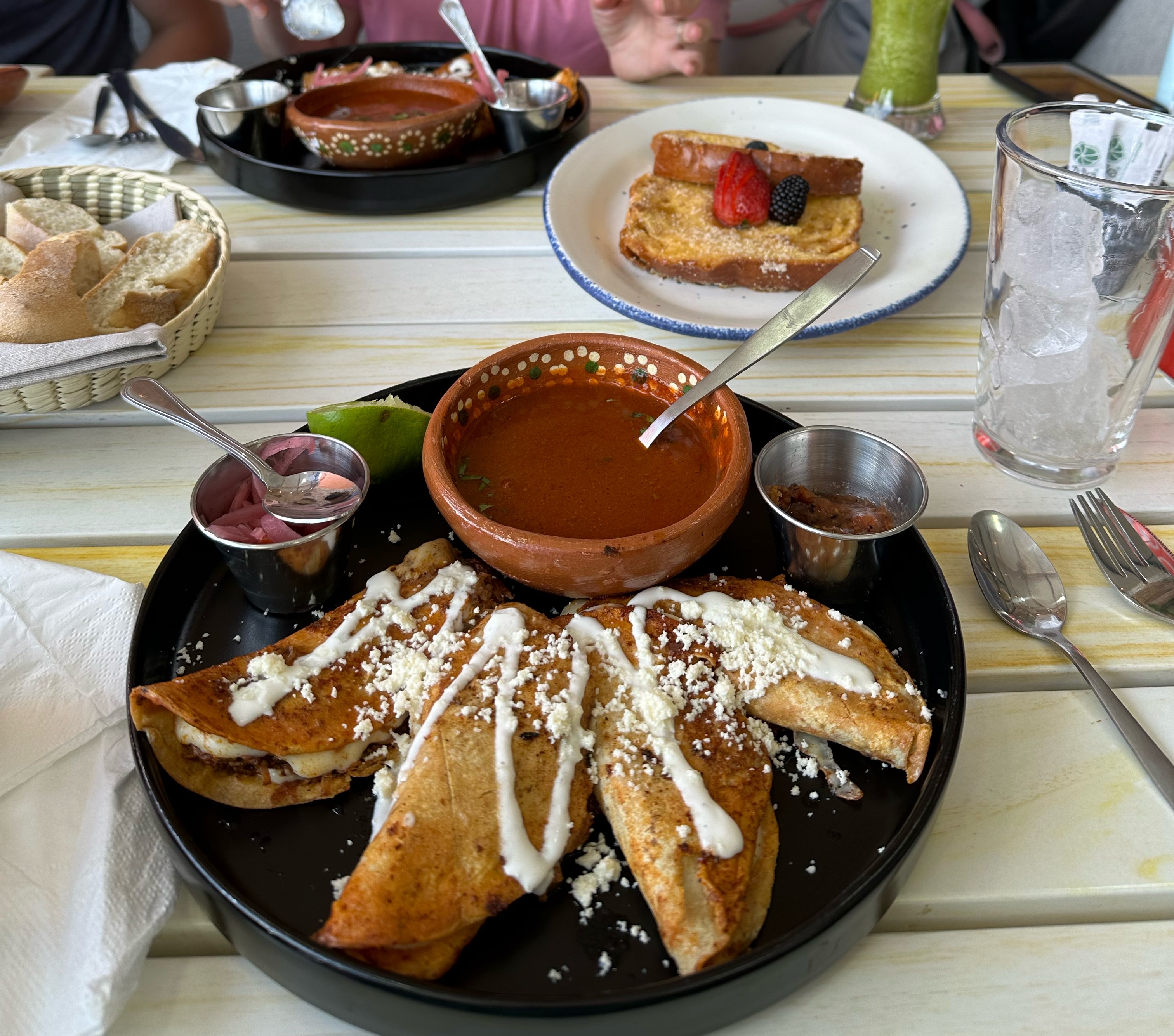 Terra Suculenta Brunch image 2