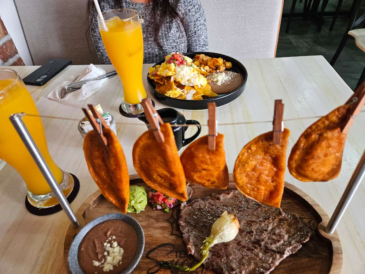 Terra Suculenta Brunch image 6