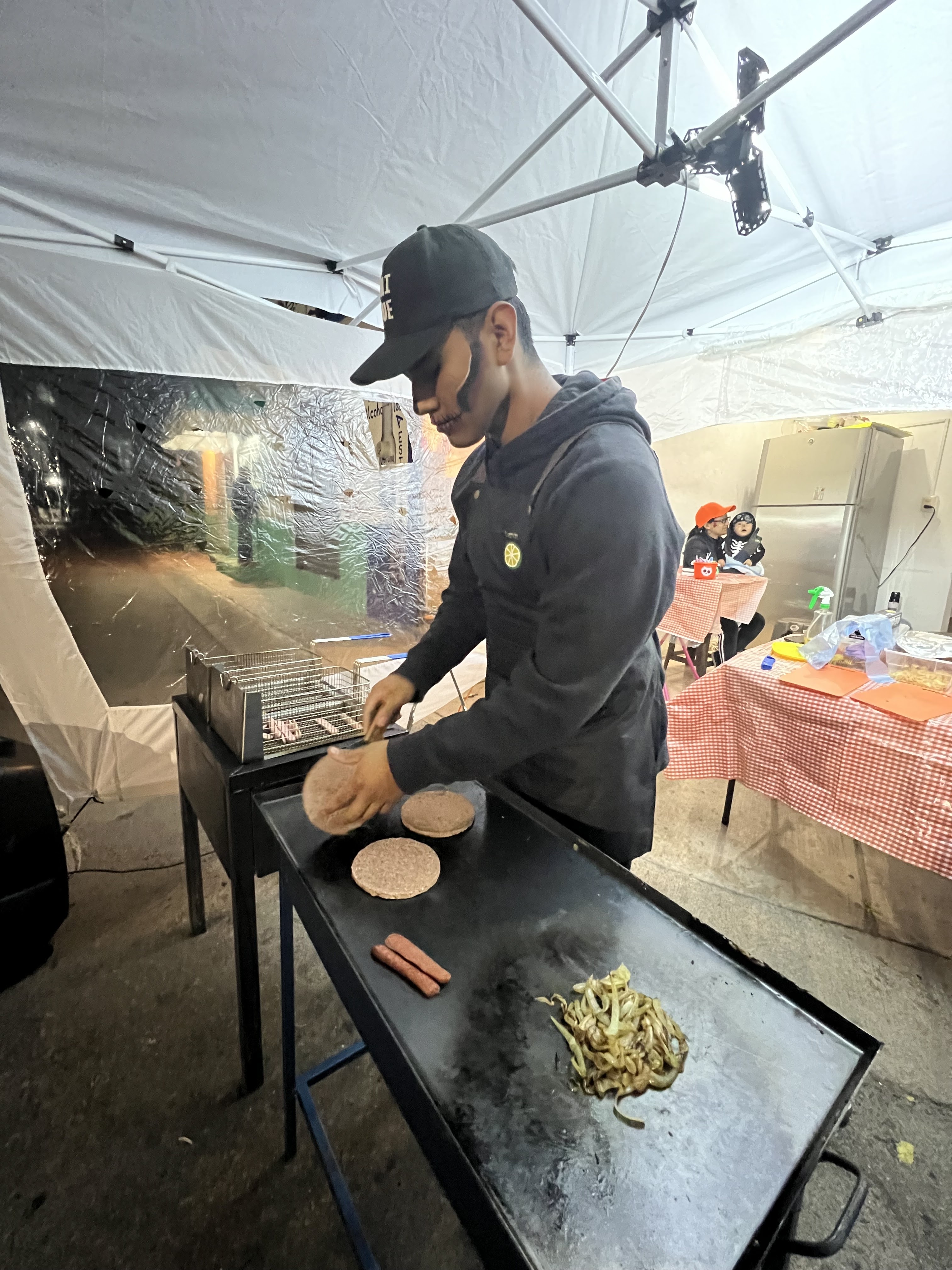 VALHALLA Burgers & Snacks image 3