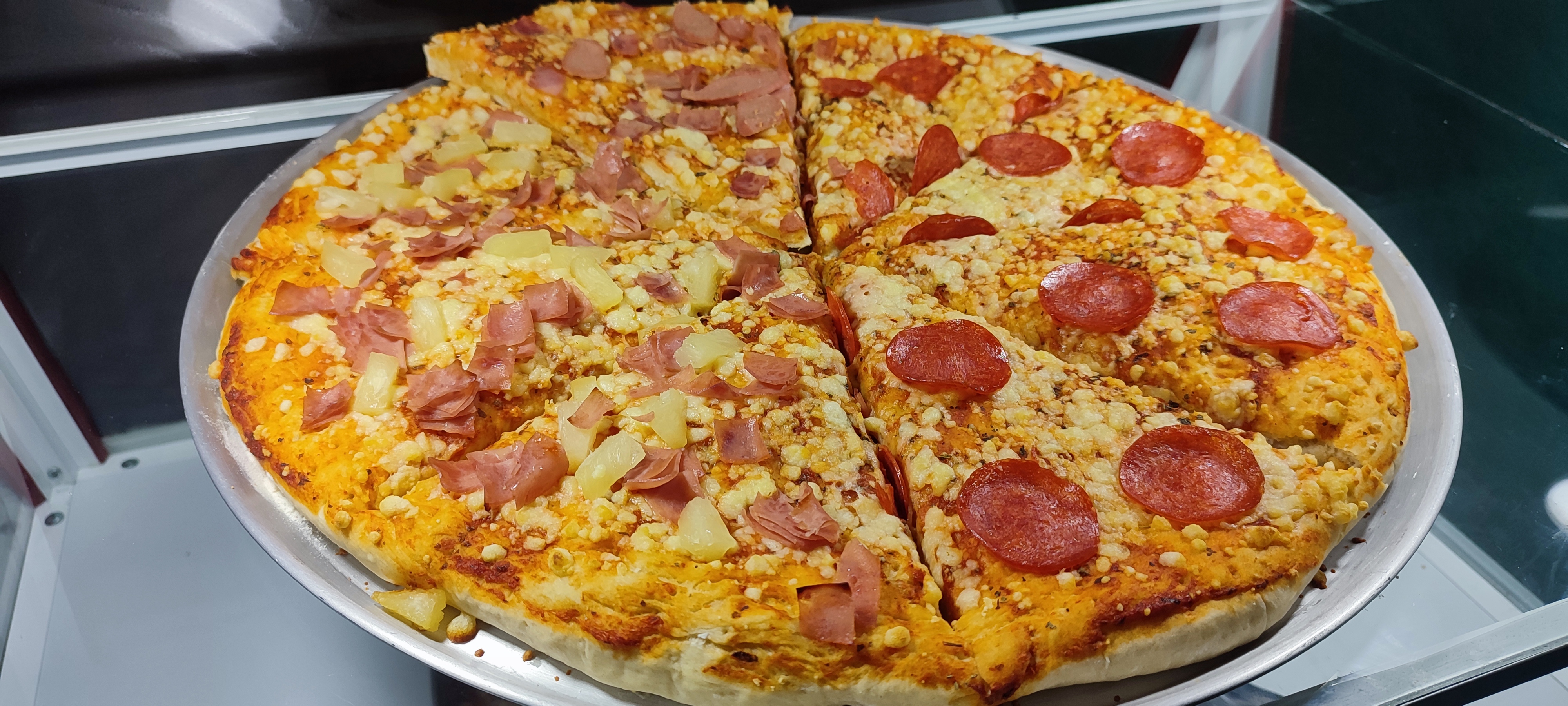 Pizzas el güero image 1