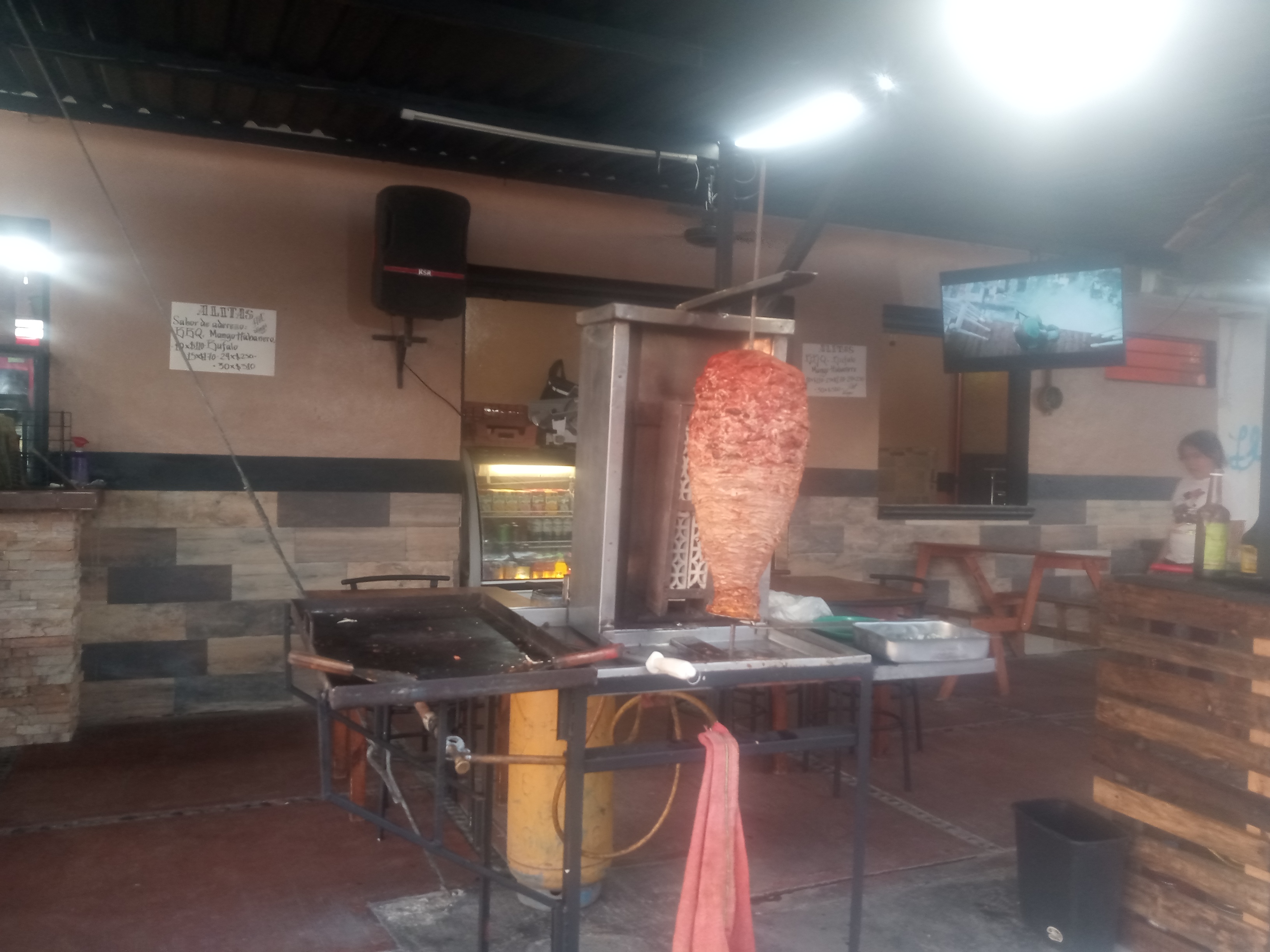 "La Herradura" Taquería y más... image 5