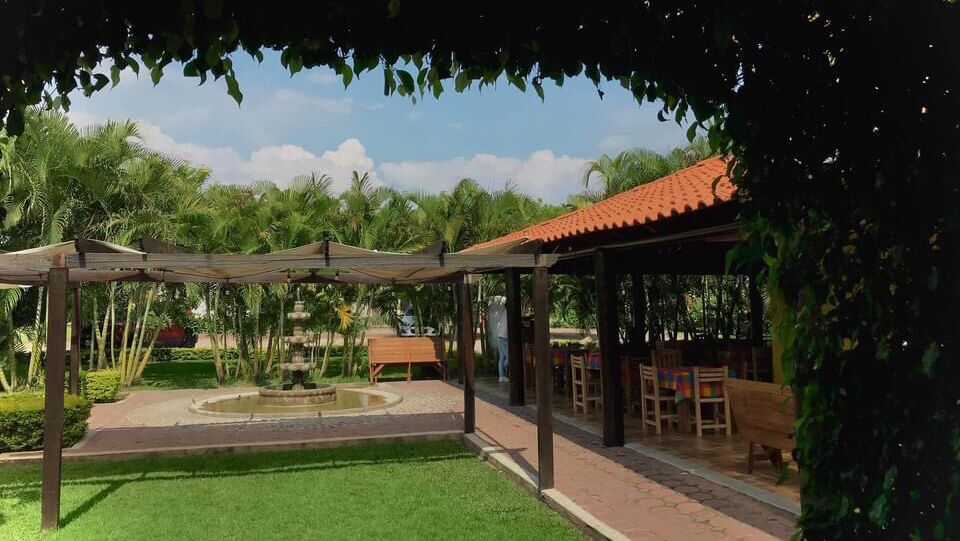 Xuni Buffet & Restaurante image 3