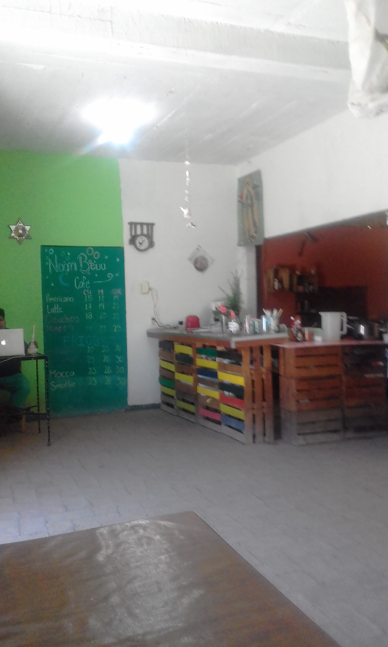 NAA'N BEUU CAFE image 7