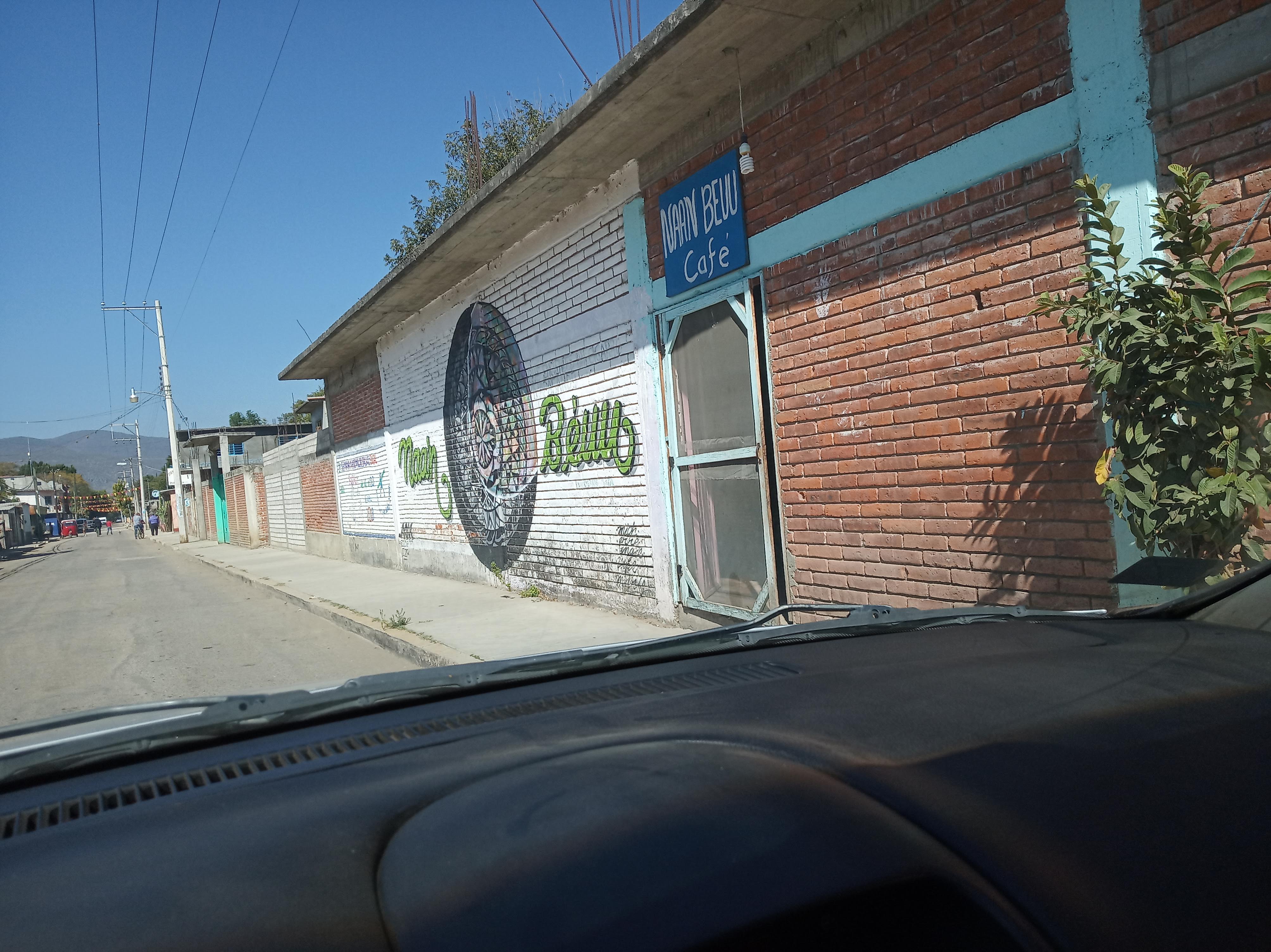 NAA'N BEUU CAFE image 8