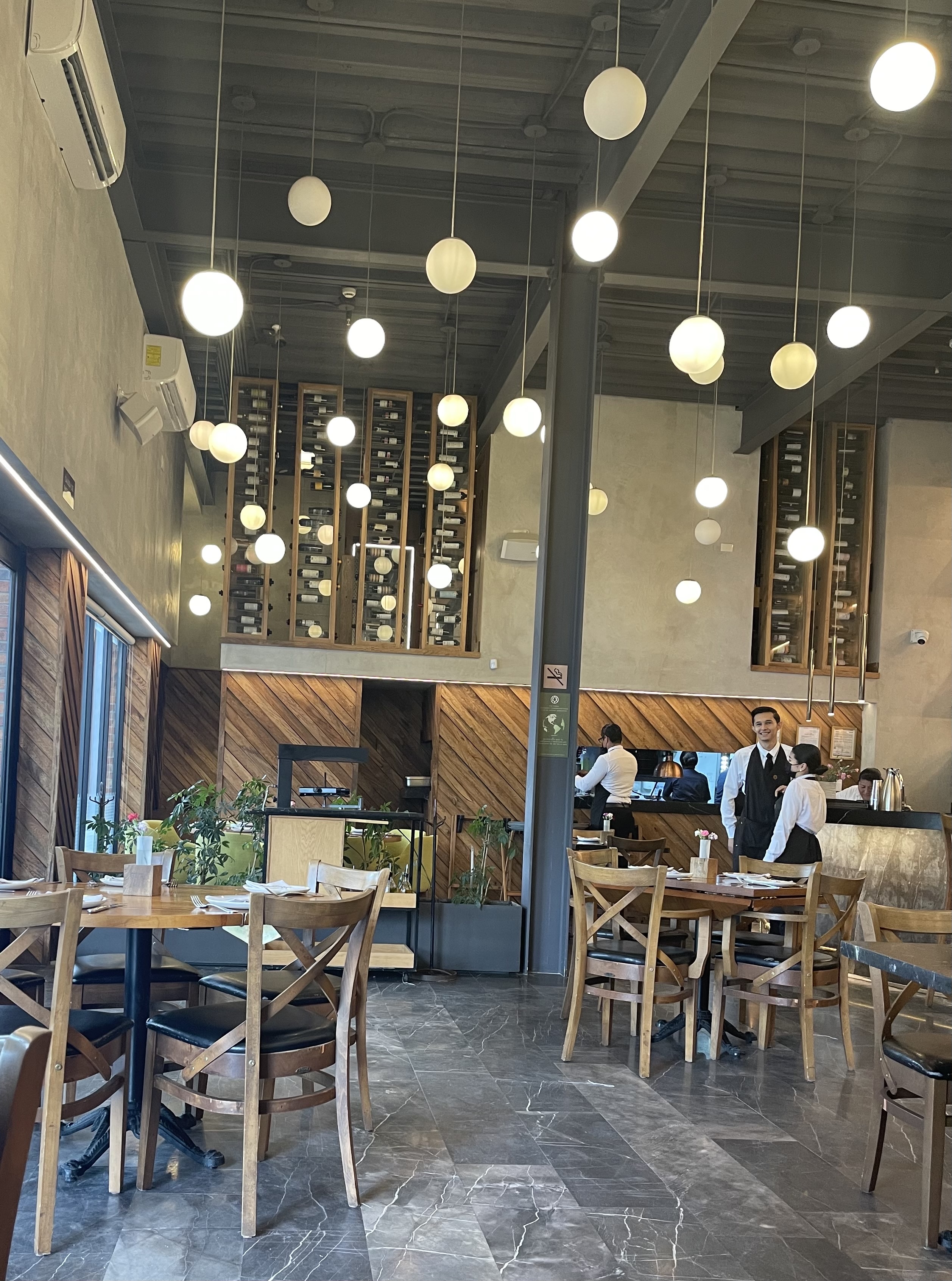 T3RNA Bistro / TERNA image 3