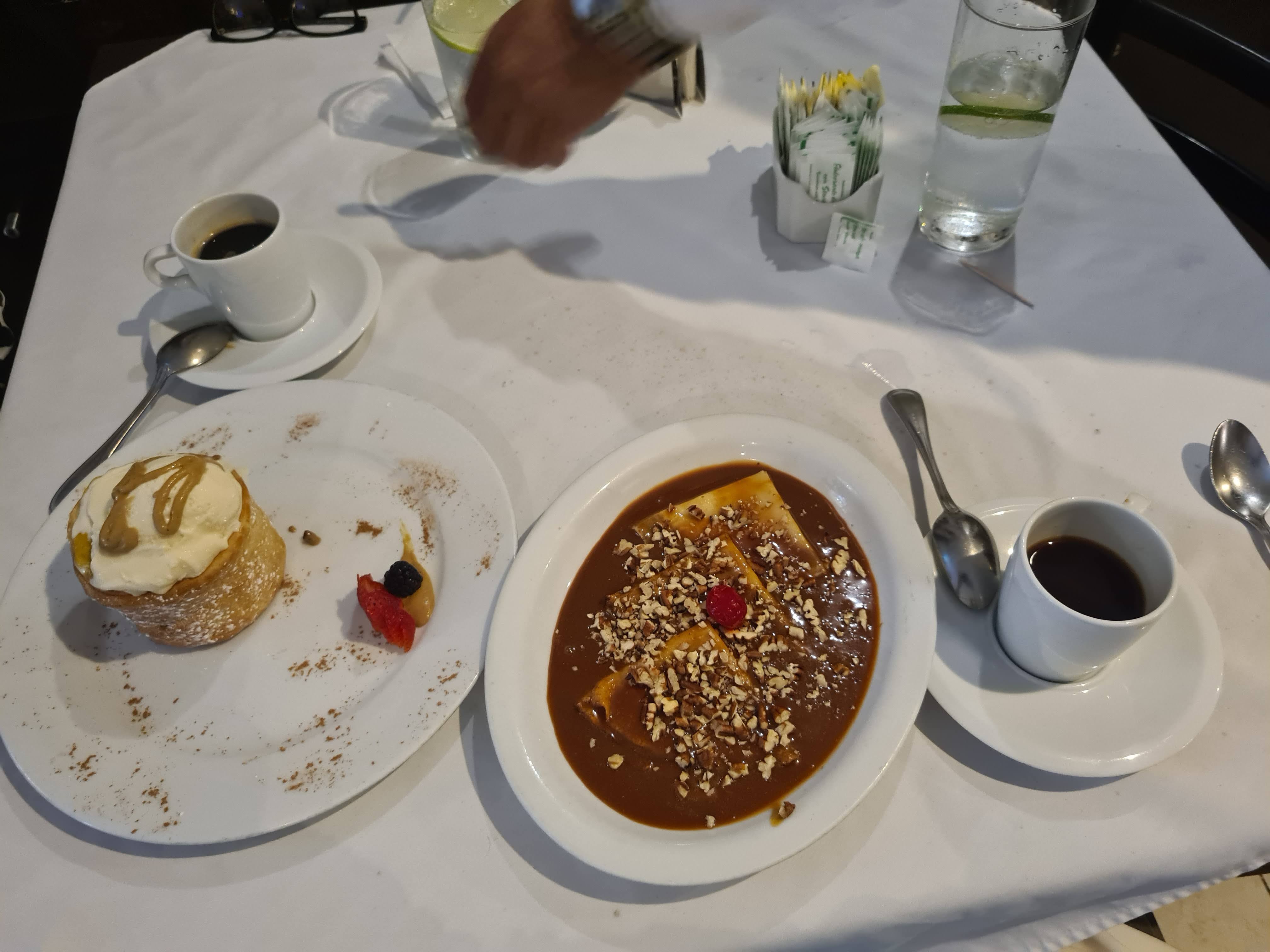 La Estancia Parrilla Argentina image 5